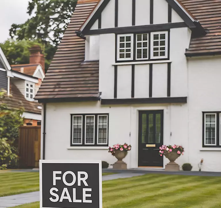 The Top-Rated Buyer to Sell House Off Market in Uniondale, NY