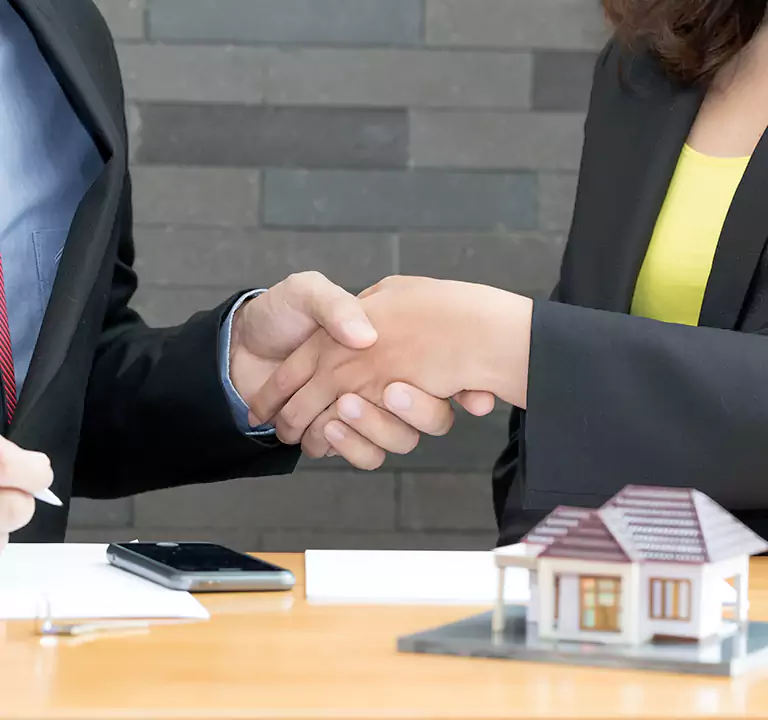 Why Sell to Us Instead of Letting the Home Go to Auction in Uniondale, NY?